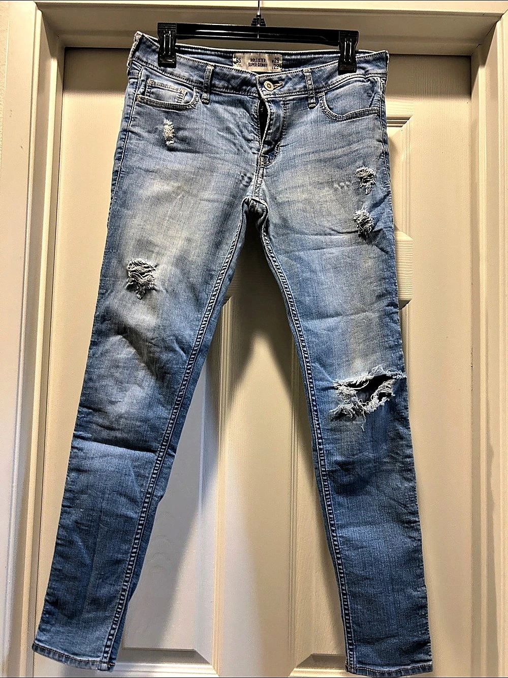 Hollister Super Skinny Distressed Skinny Jeans in Blue Waist 29